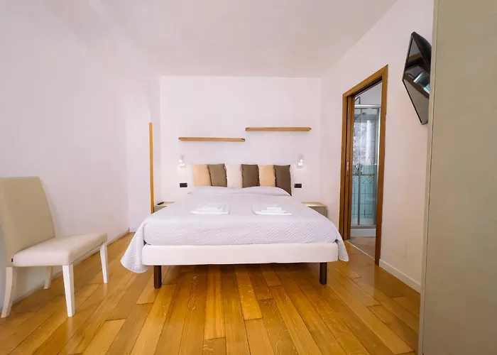 Casa de hóspedes Residenza Ester 4*