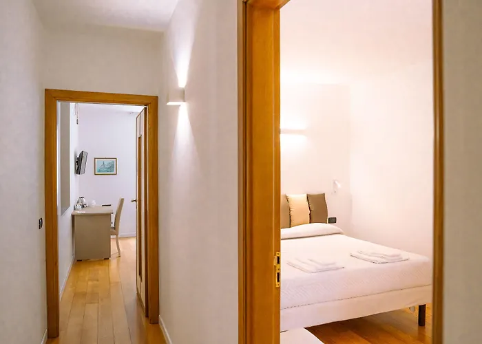 Гостевой дом Residenza Ester 4*