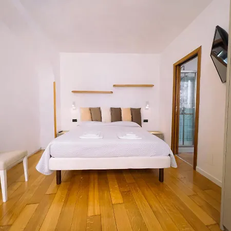 Penzion Residenza Ester 4*