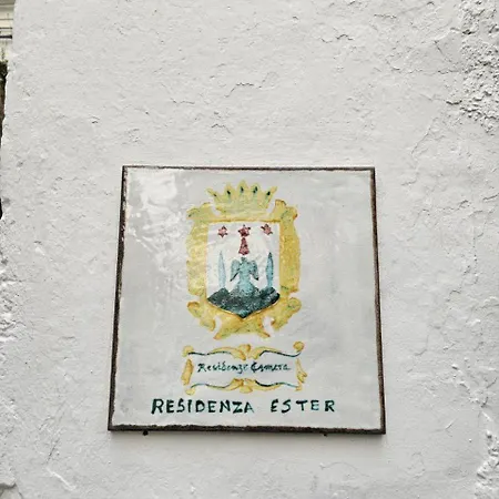 Residenza Ester Pensión Amalfi