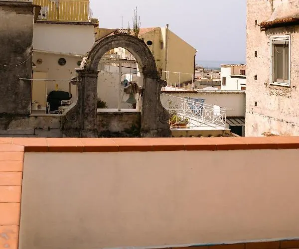 بيت ضيافة Residenza Ester